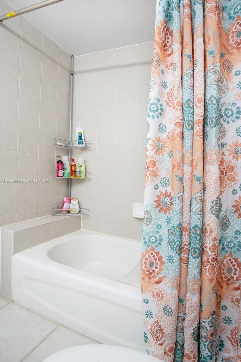 WASHINGTON PALMS CONDO · #7 in Hollywood - Photo 14
