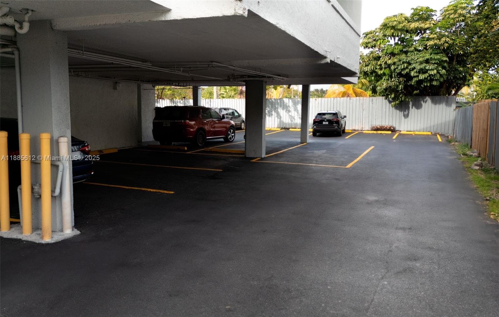 REM FOSTER & SANCHEZ TRAC · #307 in North Miami - Photo 22
