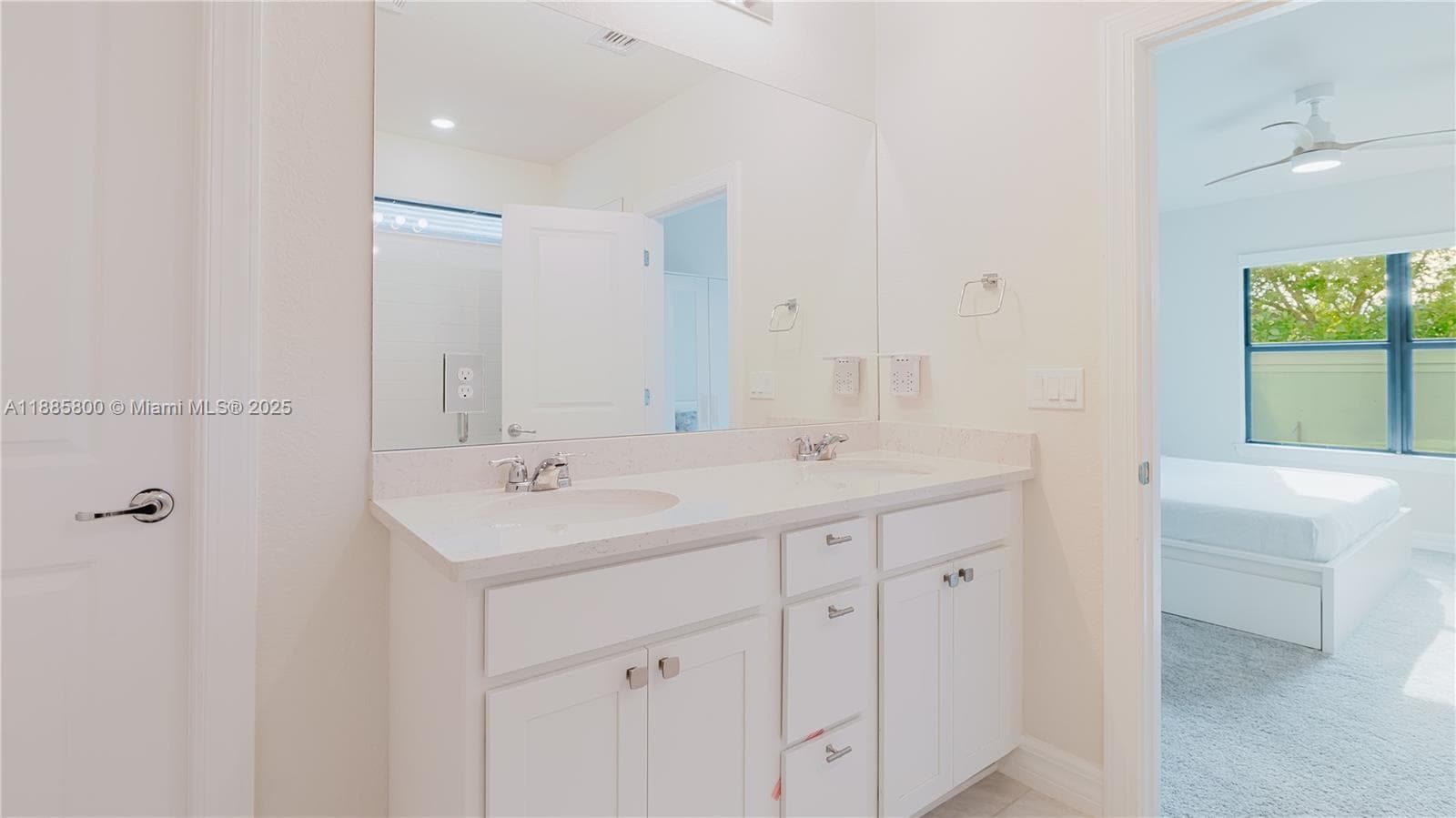 3001 Hibiscus Ave photo 42