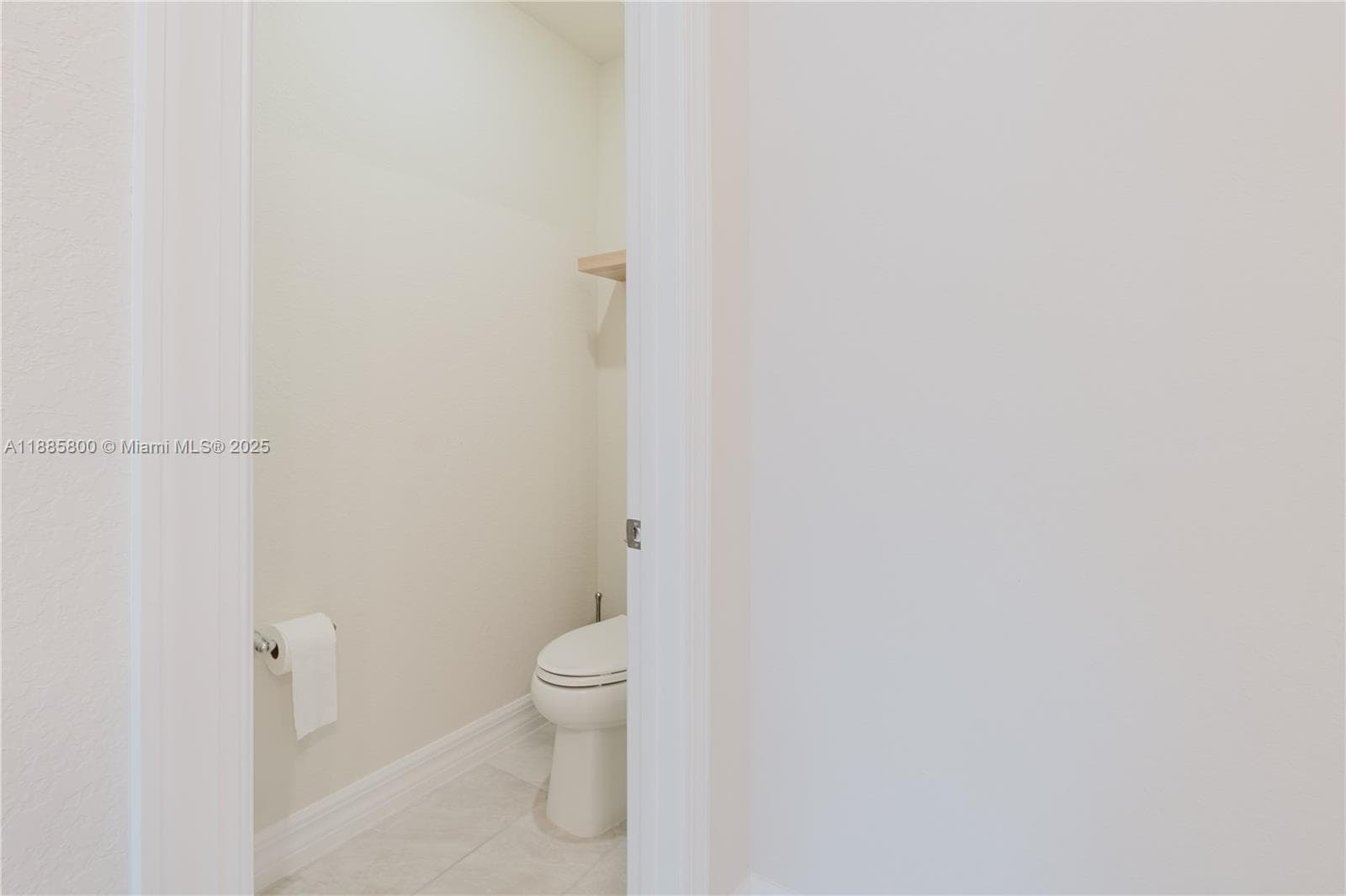 3001 Hibiscus Ave photo 41