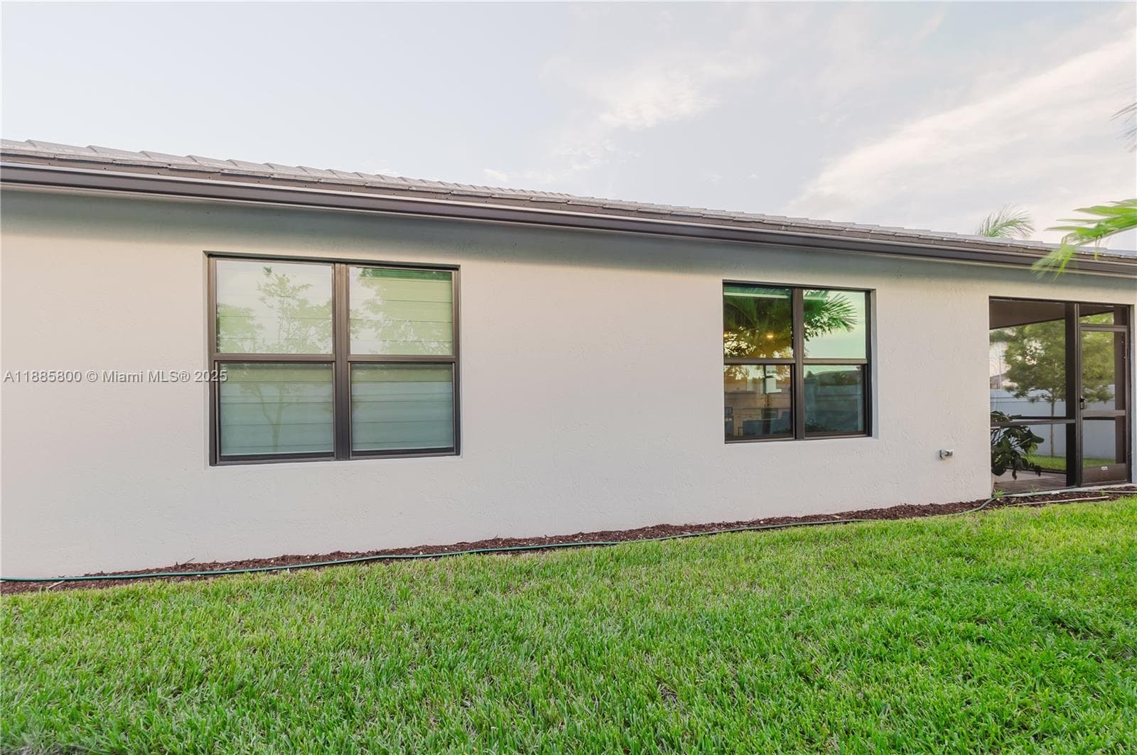 3001 Hibiscus Ave photo 50