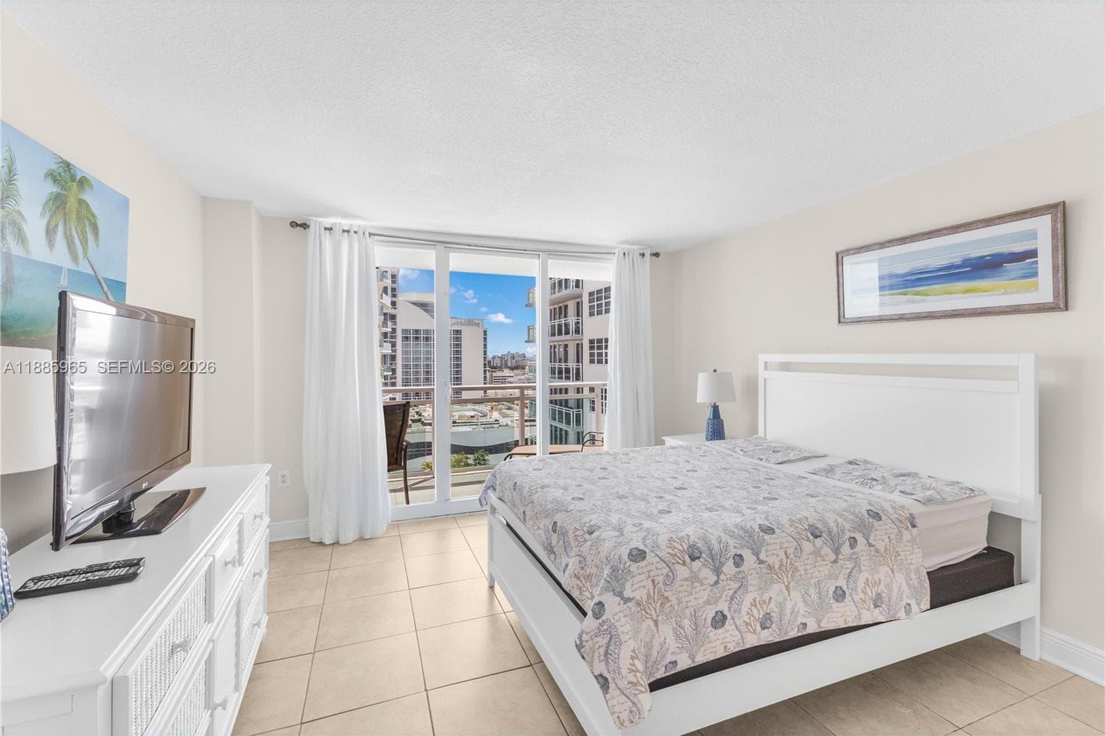 The Collins Condo · #1505 in Miami Beach - Photo 14