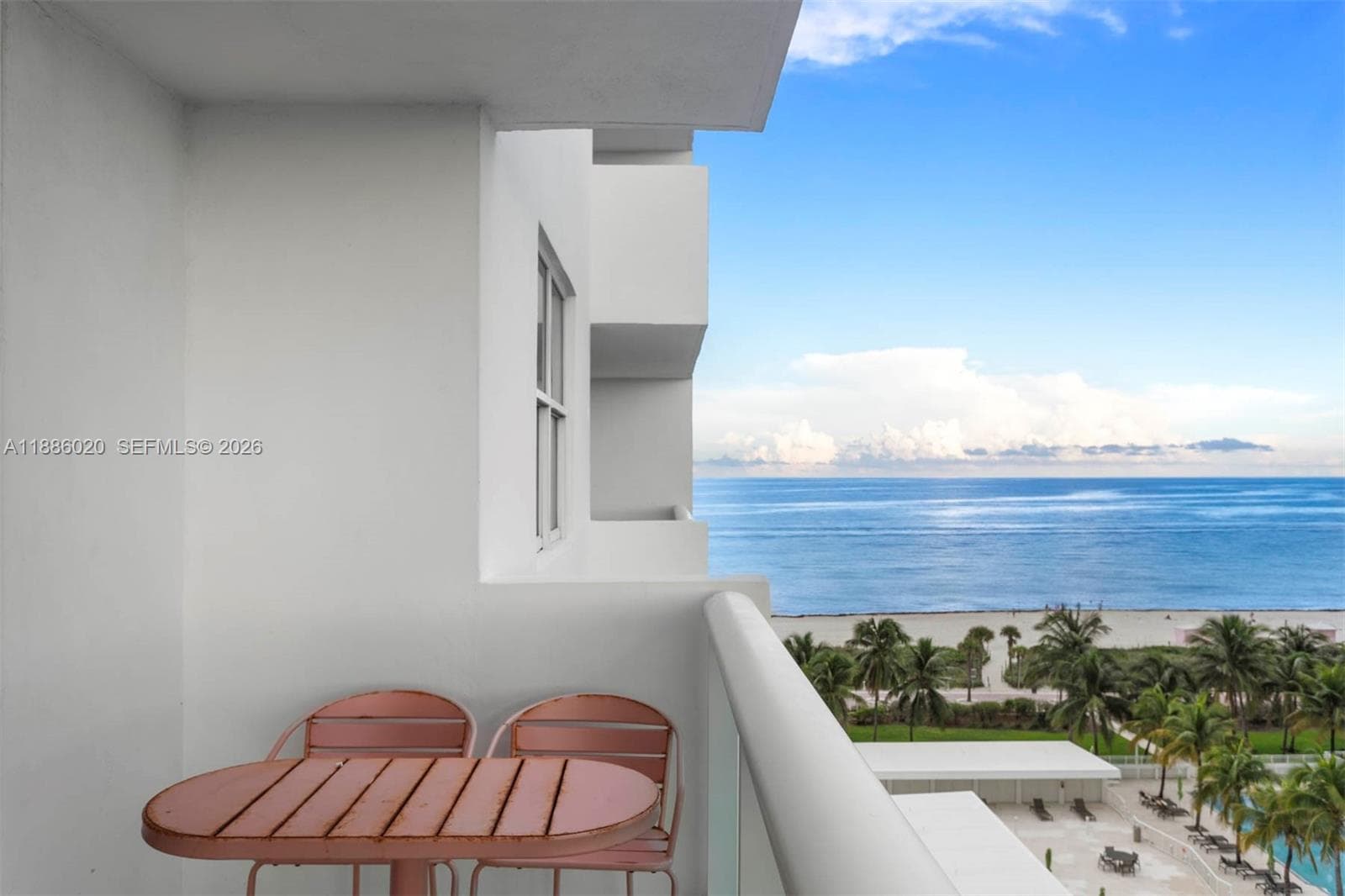 Carriage Club South · #8C in Miami Beach - Photo 2
