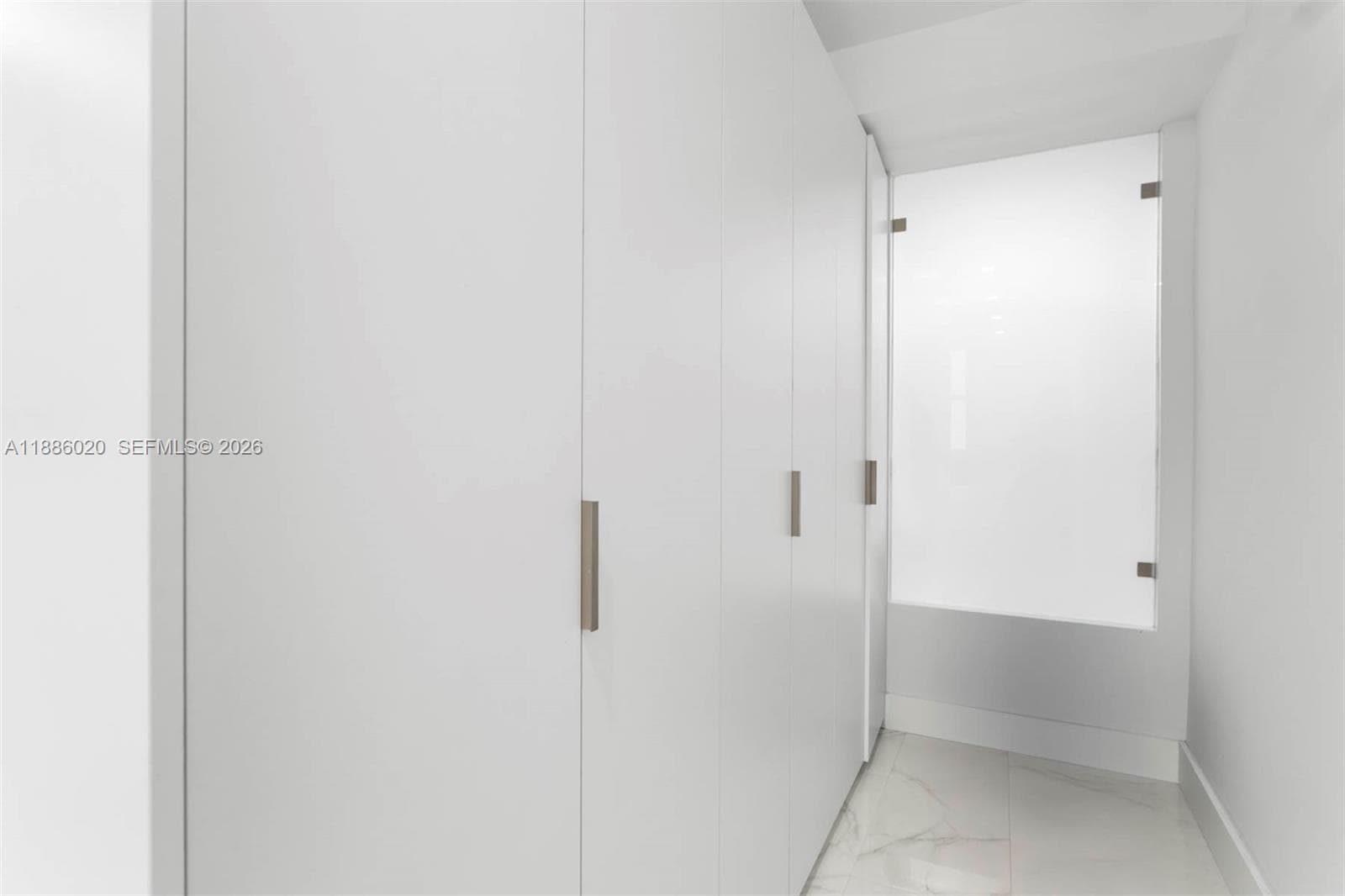 Carriage Club South · #8C in Miami Beach - Photo 9