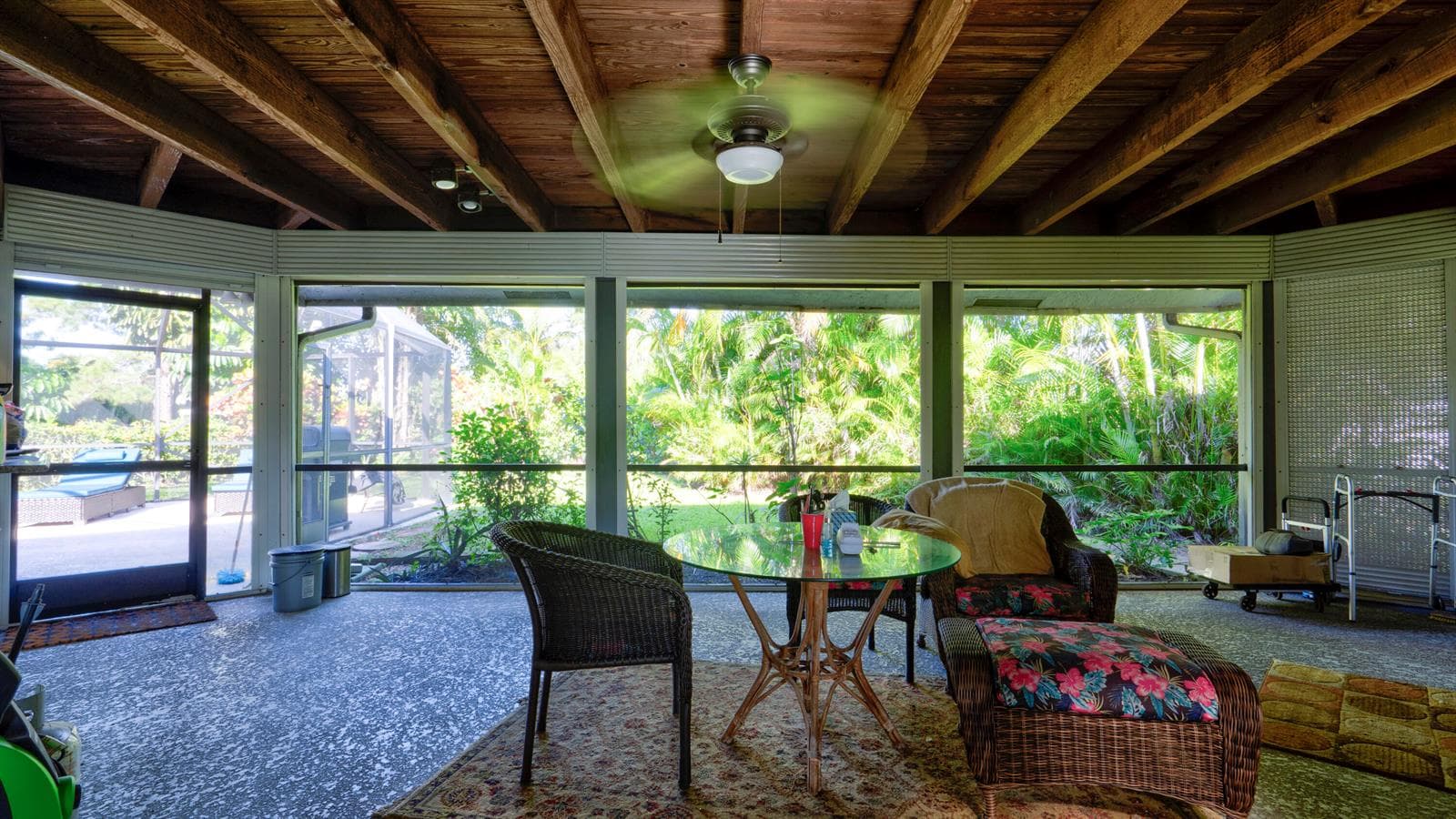 634 Lakewoode Cir w Delray Beach 33445-1