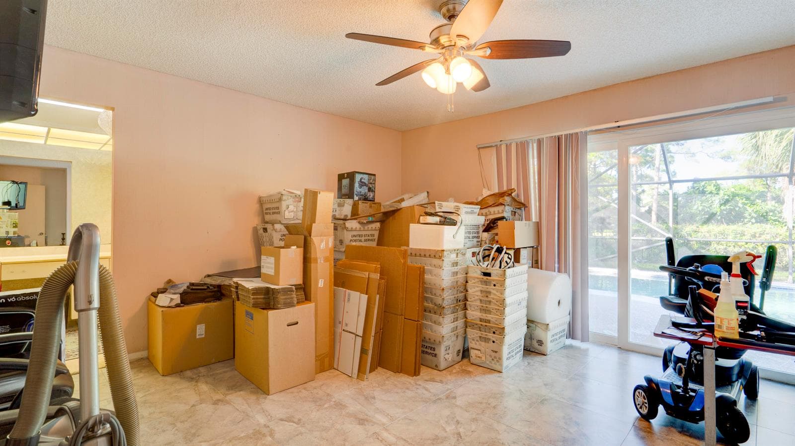 634 Lakewoode Cir w Delray Beach 33445-9