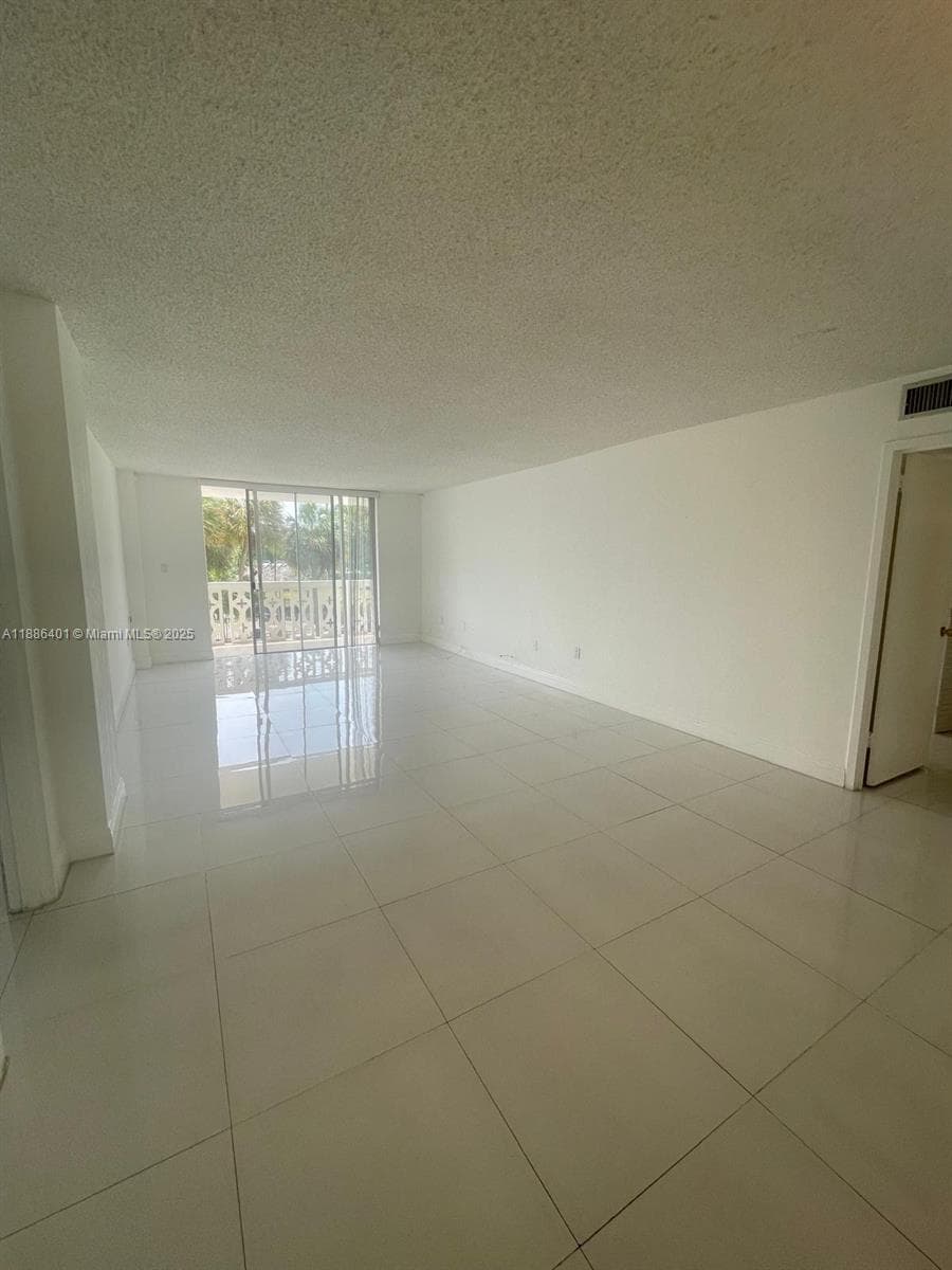 Keystone Harbor Club · #201 in North Miami - Photo 14
