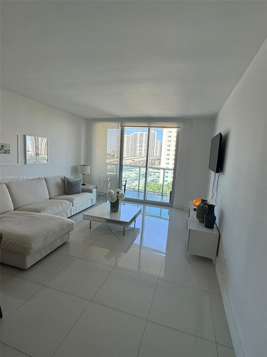 Ocean Reserve · #904 in Sunny Isles Beach - Photo 27