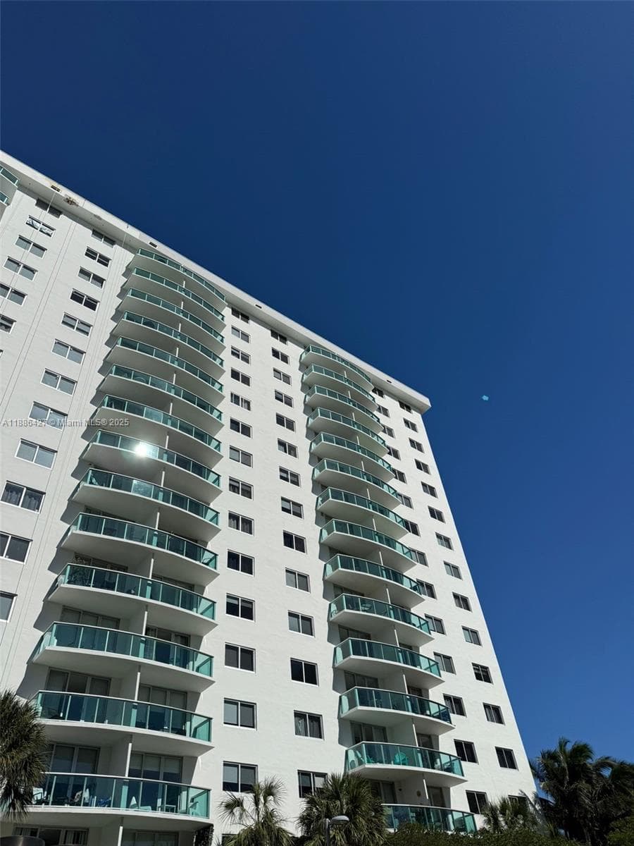 Ocean Reserve · #904 in Sunny Isles Beach - Photo 40