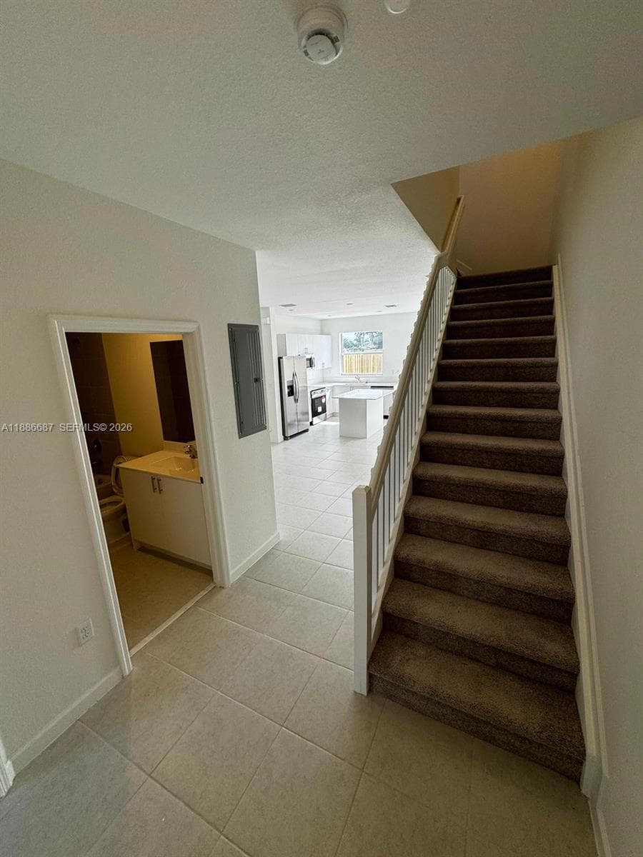 16270 SW 292nd St photo 9