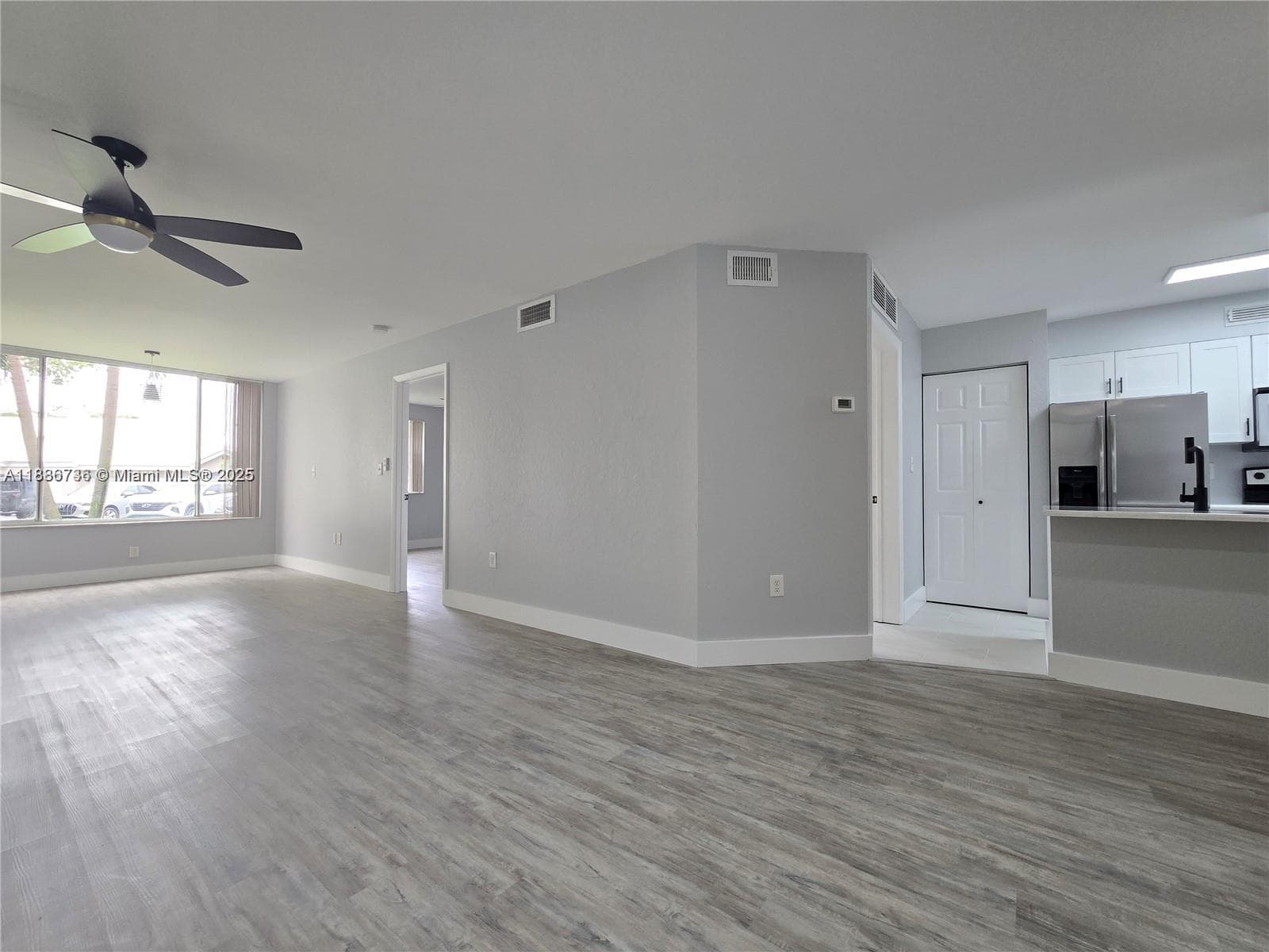LAKEVIEW CLUB CONDO · #108 in Oakland Park - Photo 6