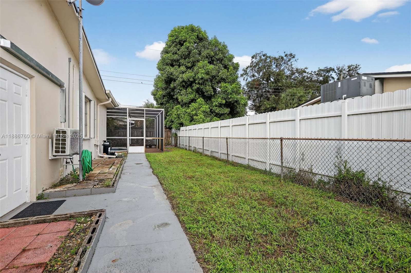 1820 N 56th Ave photo 58