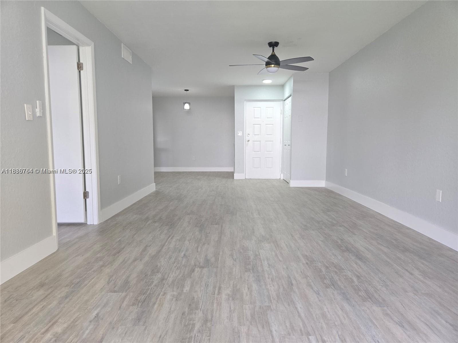 LAKEVIEW CLUB CONDO · #108 in Oakland Park - Photo 8