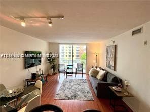 VENTURE AT AVENTURA WEST · #319 in Aventura - Photo 6