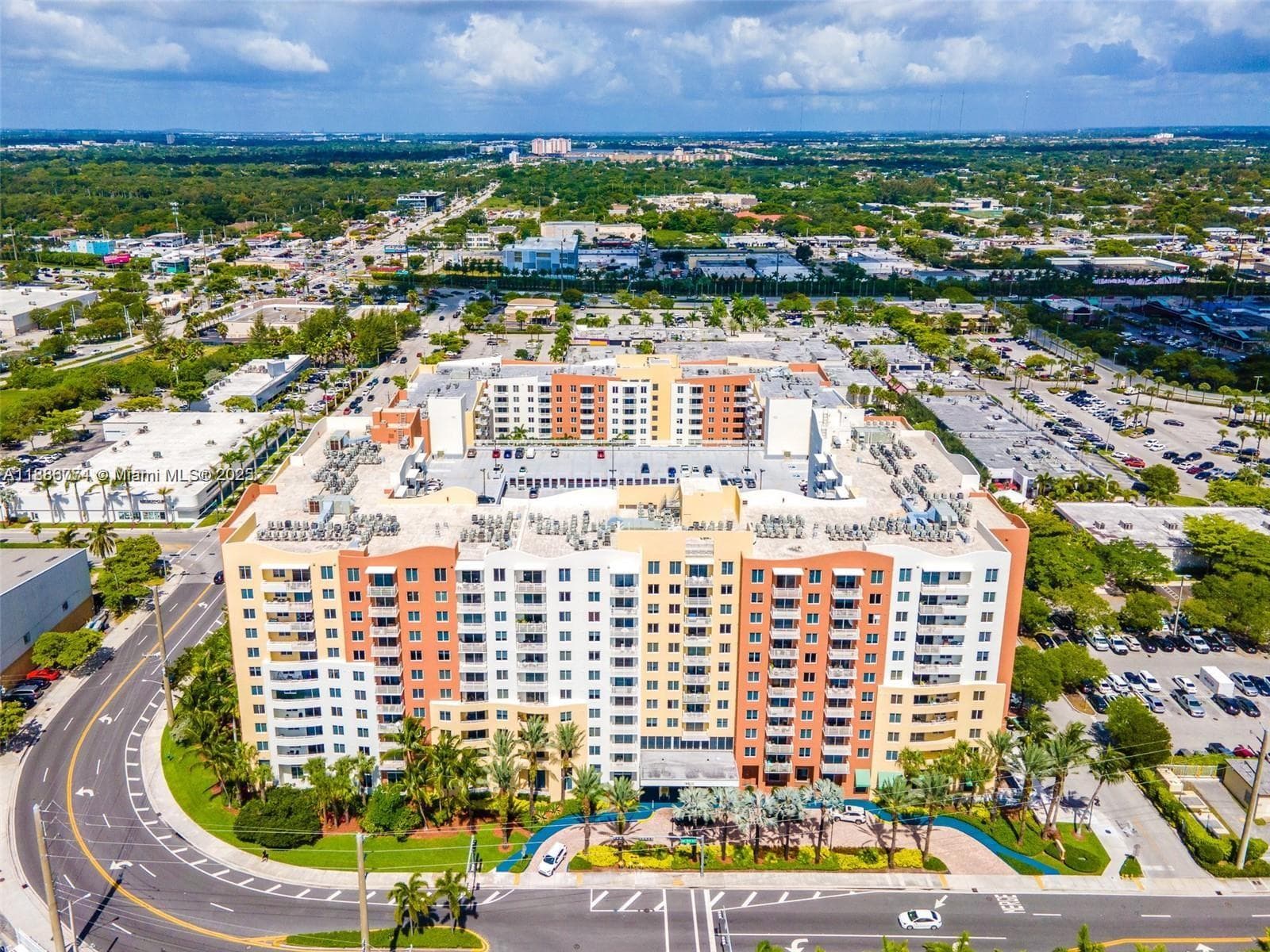 VENTURE AT AVENTURA WEST · #319 in Aventura - Photo 29