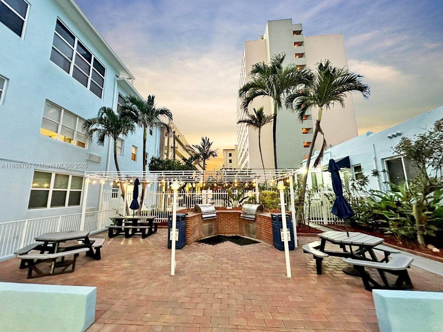 WINDWOOD SEAS CONDO · #104B in Hollywood - Photo 17