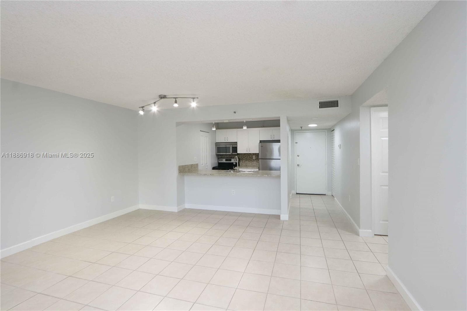 MADISON DOWNTOWN CONDO · #W-305 in Miami - Photo 2