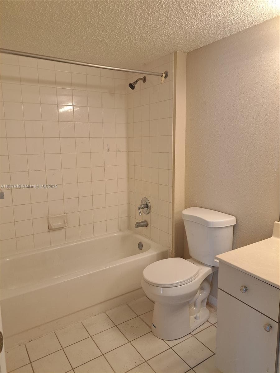WINDWARD LAKES CONDO · #G101 in Pompano Beach - Photo 17