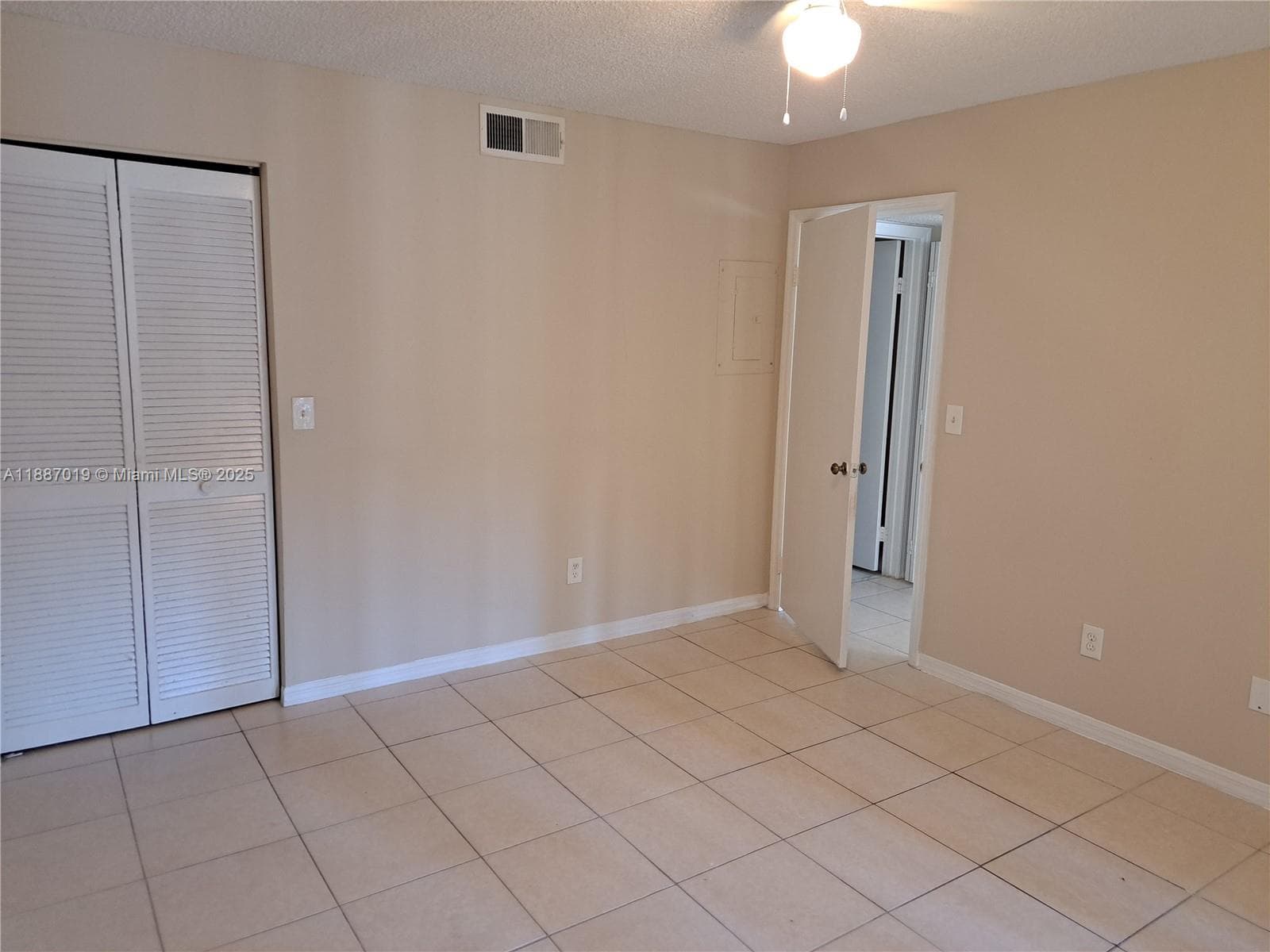 WINDWARD LAKES CONDO · #G101 in Pompano Beach - Photo 18