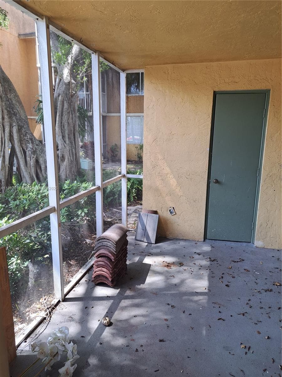 WINDWARD LAKES CONDO · #G101 in Pompano Beach - Photo 4