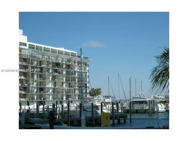 Palm Bay Condominium · #1E in Miami - Photo 1