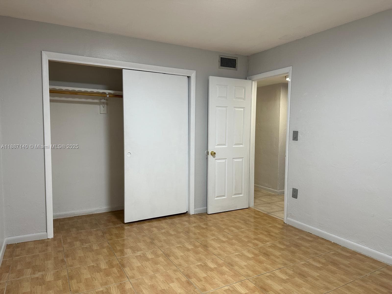 KINGSTON SQUARE CONDO · #S4 in Miami - Photo 17