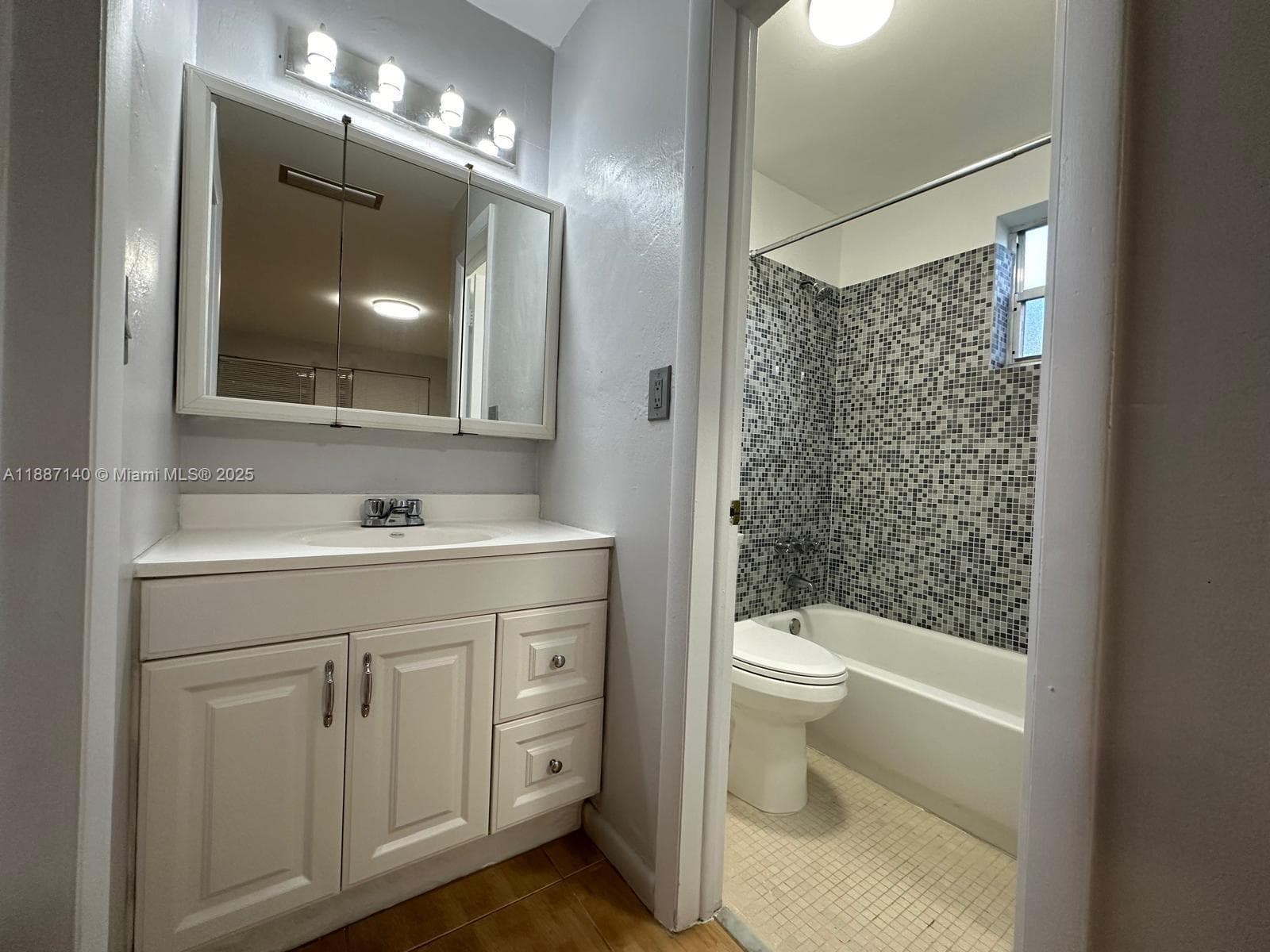 KINGSTON SQUARE CONDO · #S4 in Miami - Photo 15