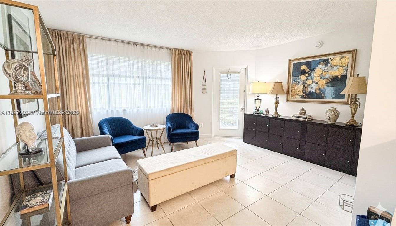 HOLLYWOOD PARC CONDOMINIU · #14-9 in Hollywood - Photo 1