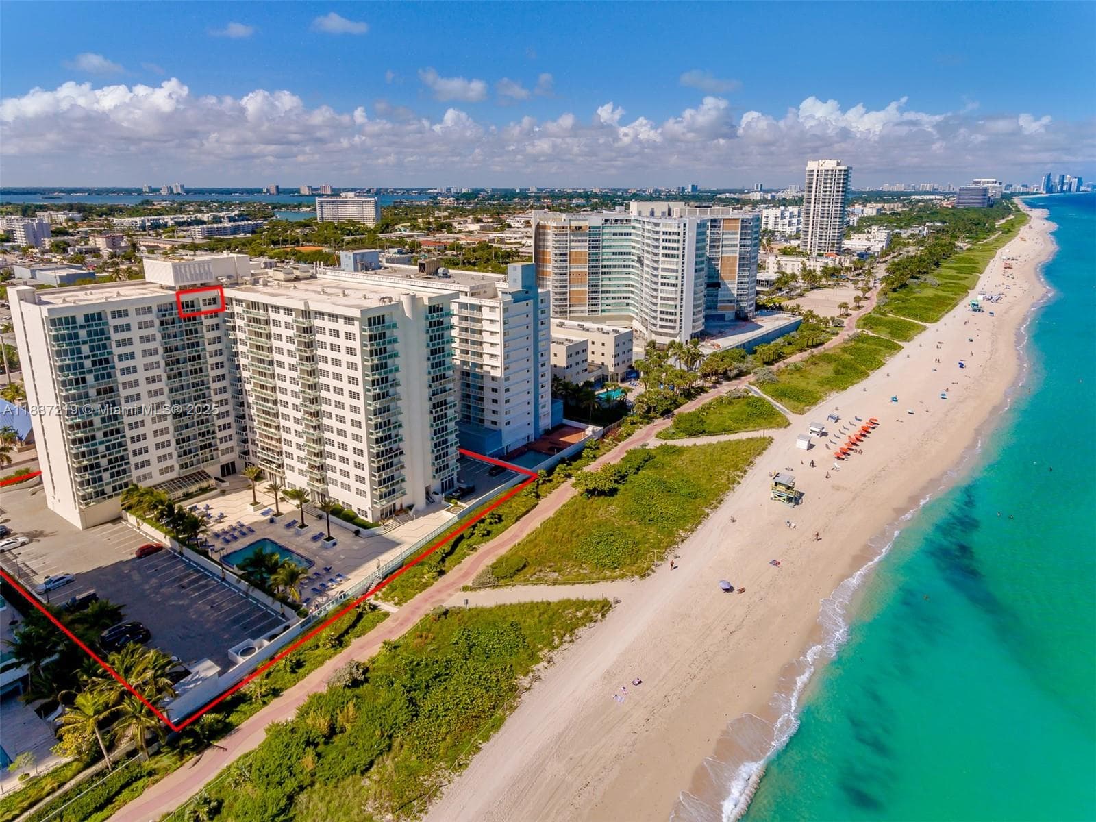 6917 Collins Ave #PH09 photo 2