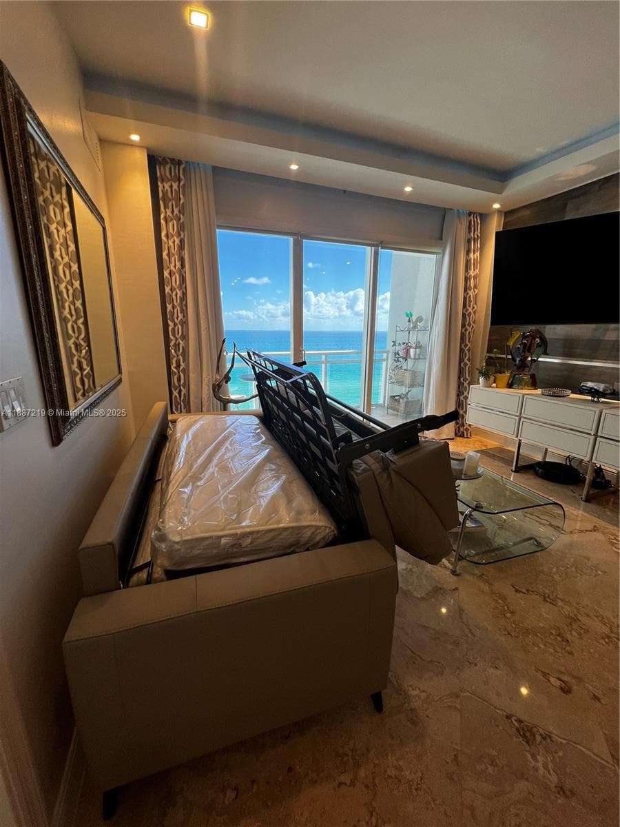 6917 Collins Ave #PH09 photo 39
