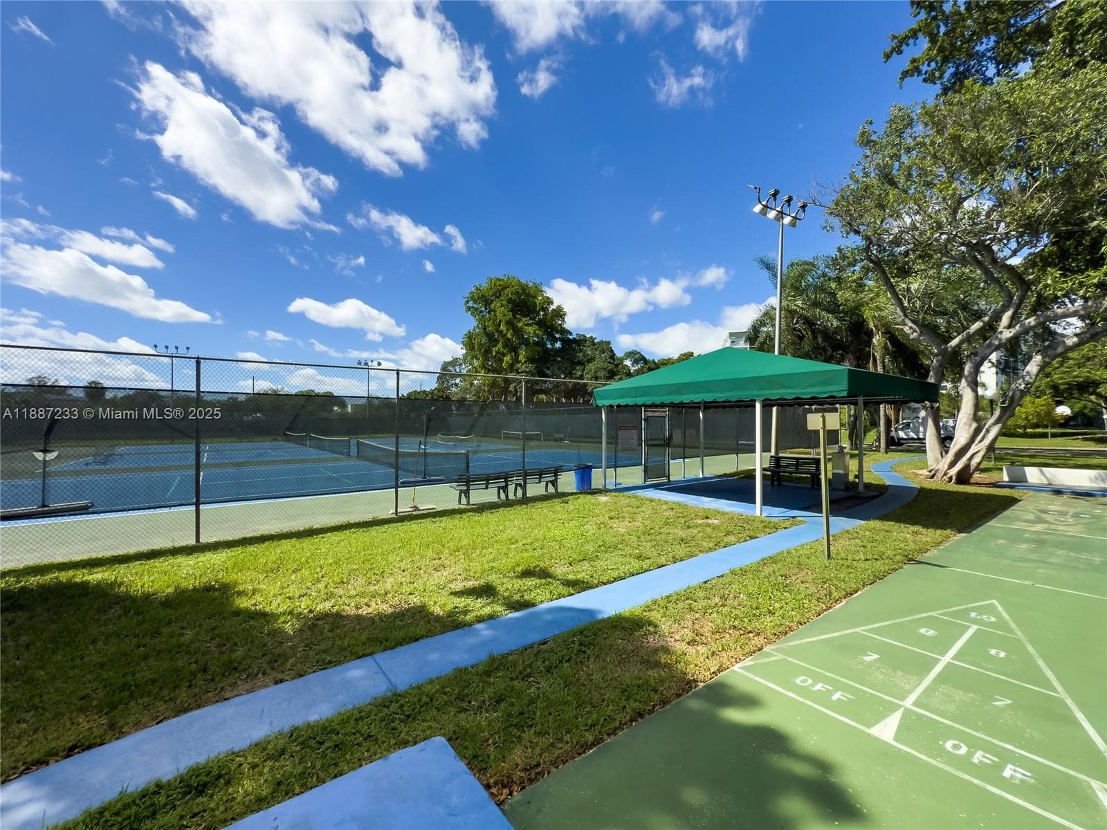 CYPRESS BEND CONDOMINIUM · #804 in Pompano Beach - Photo 47