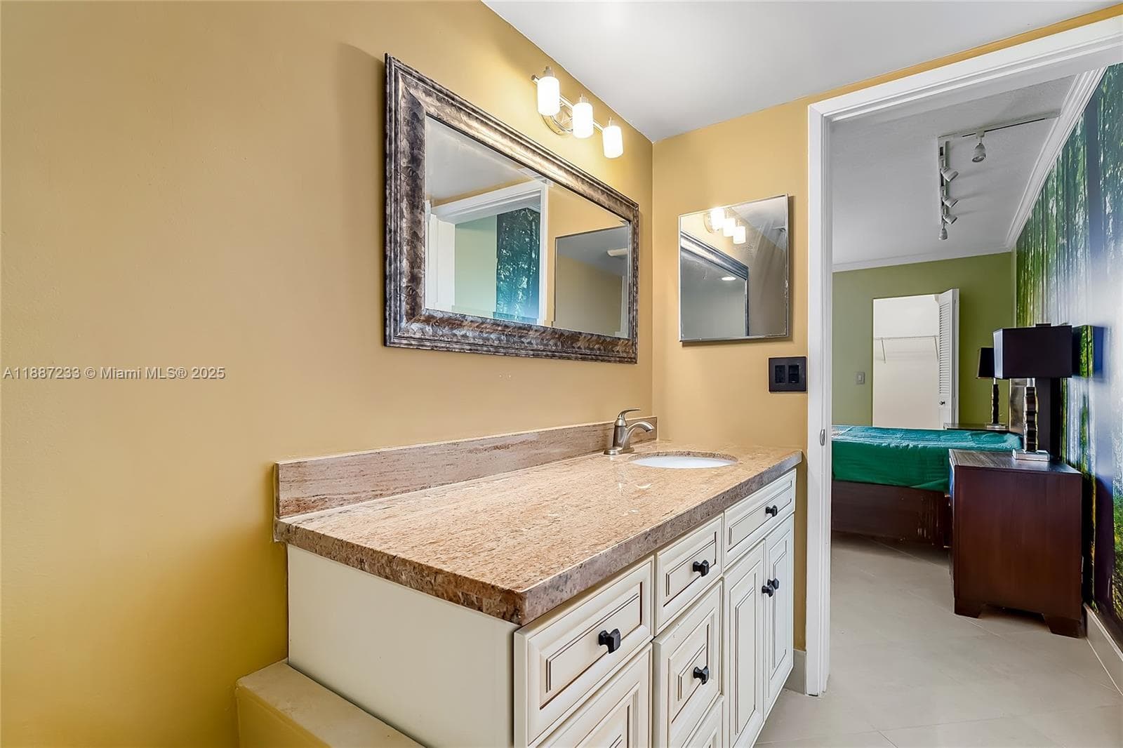 CYPRESS BEND CONDOMINIUM · #804 in Pompano Beach - Photo 22
