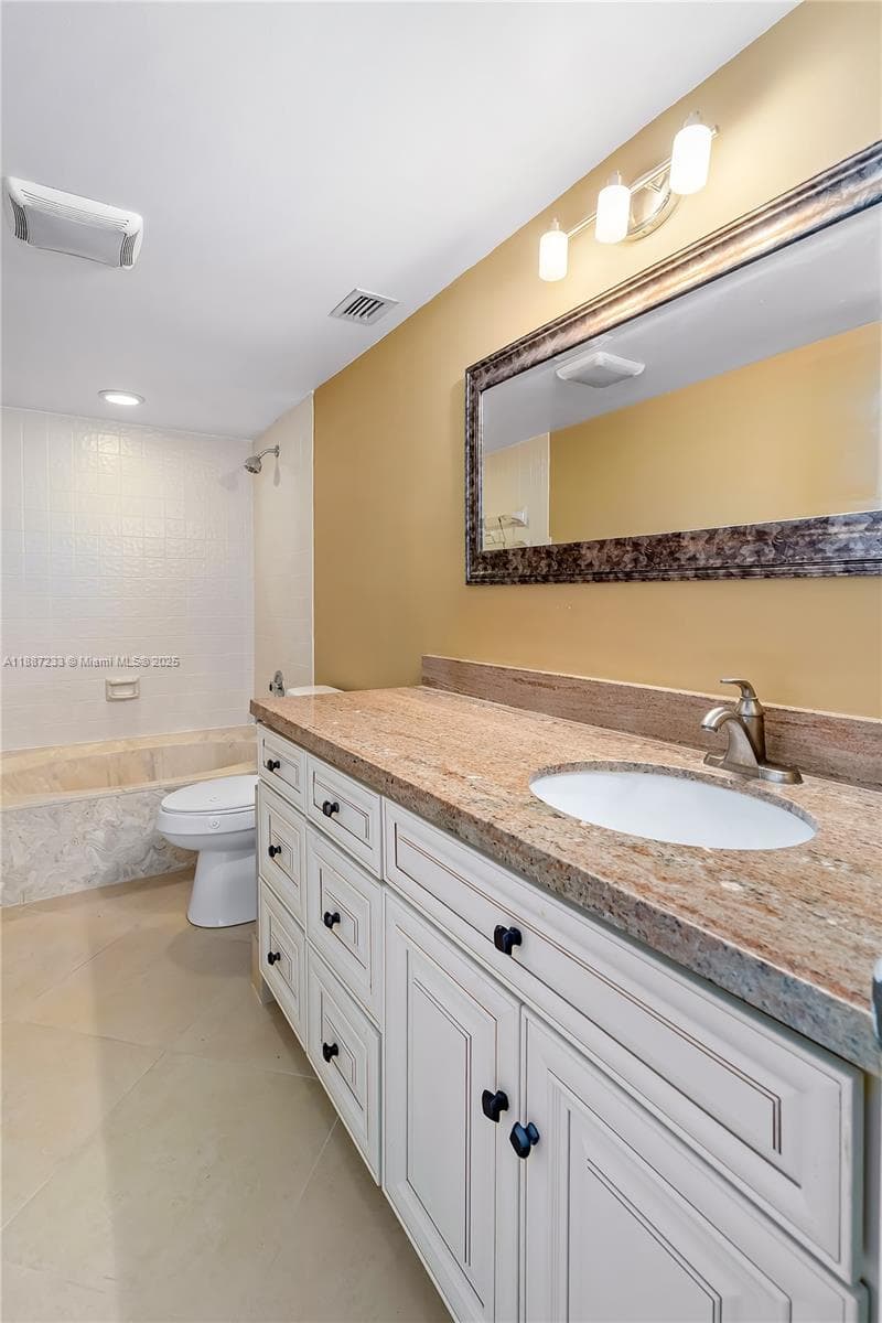 CYPRESS BEND CONDOMINIUM · #804 in Pompano Beach - Photo 24
