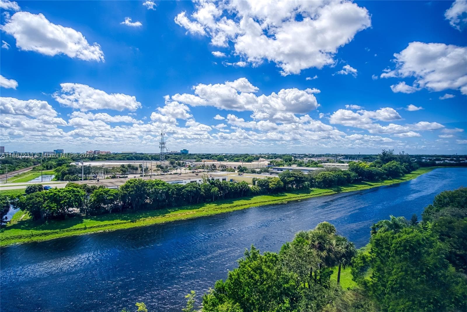 CYPRESS BEND CONDOMINIUM · #804 in Pompano Beach - Photo 41