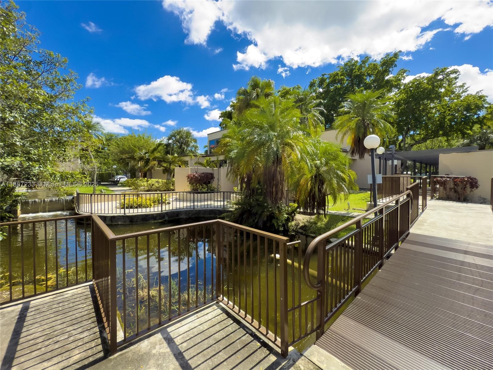 CYPRESS BEND CONDOMINIUM · #804 in Pompano Beach - Photo 50