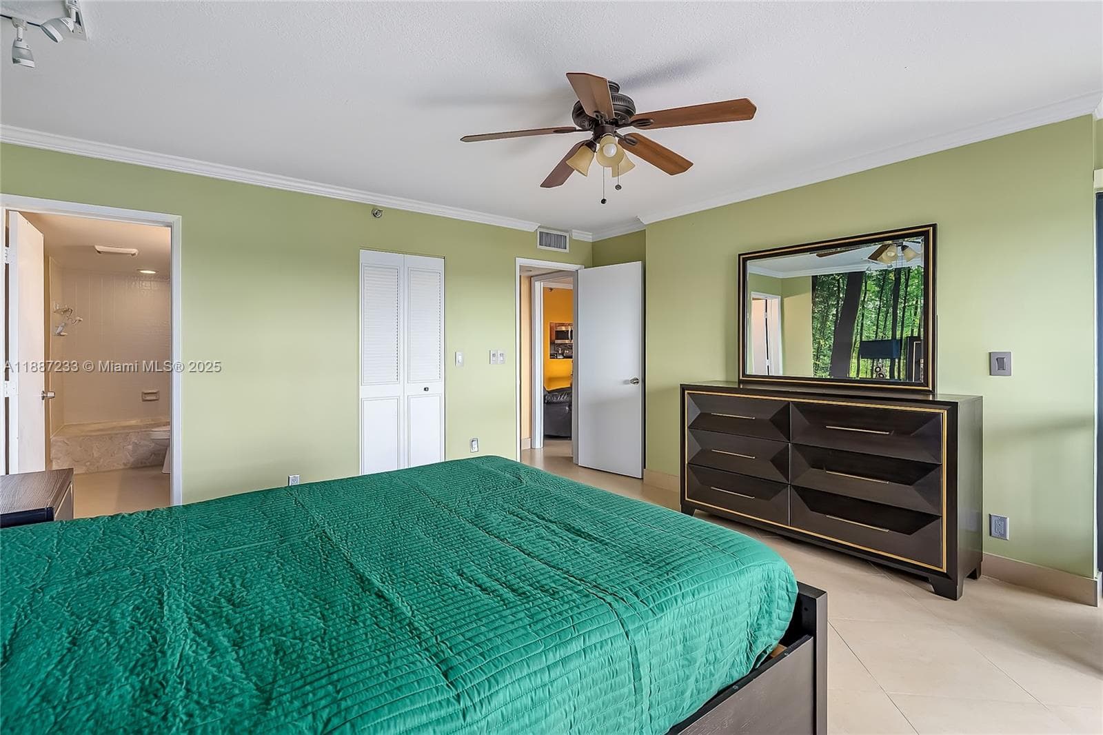 CYPRESS BEND CONDOMINIUM · #804 in Pompano Beach - Photo 19