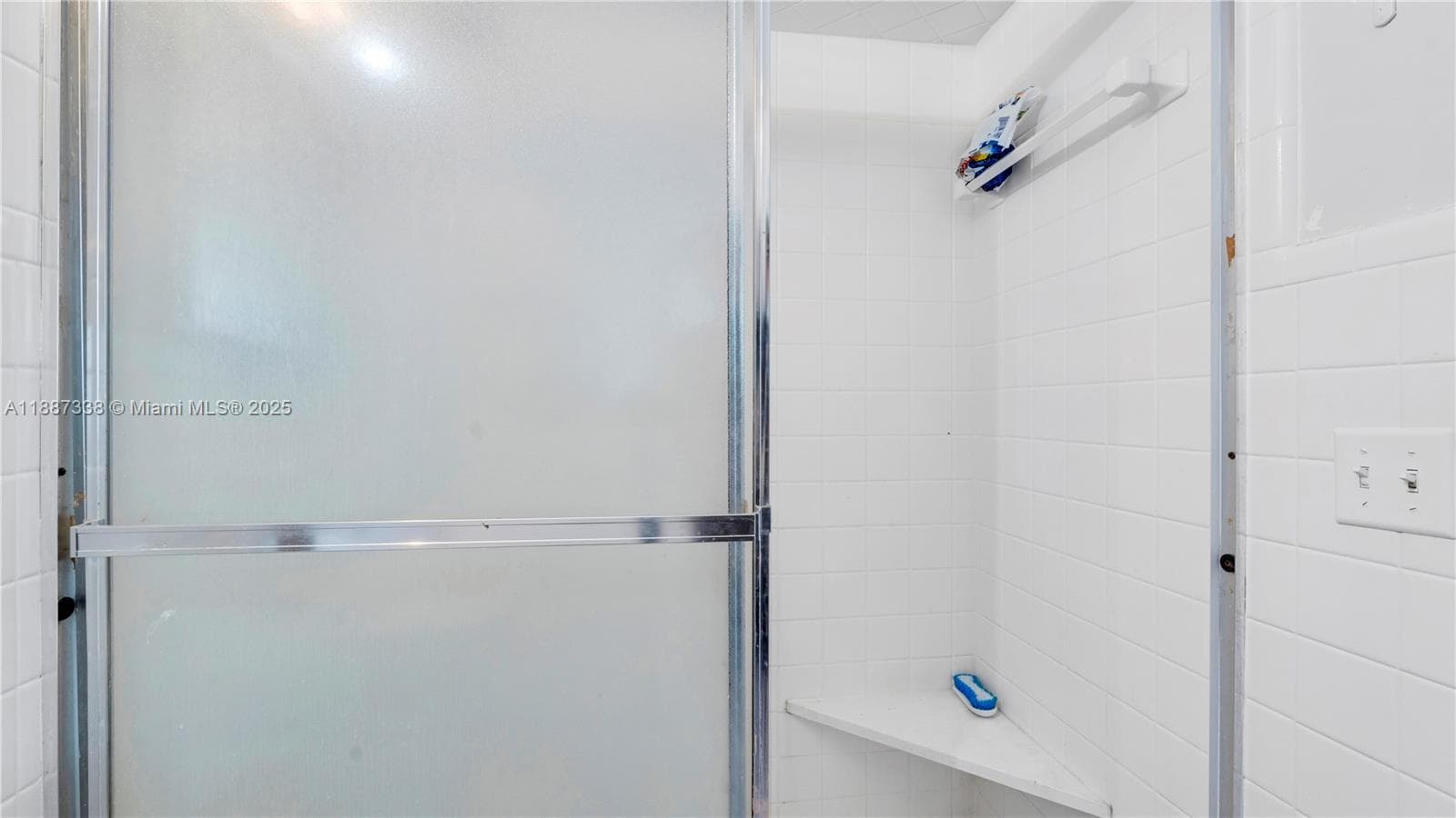 3145 Hollywood Blvd photo 23