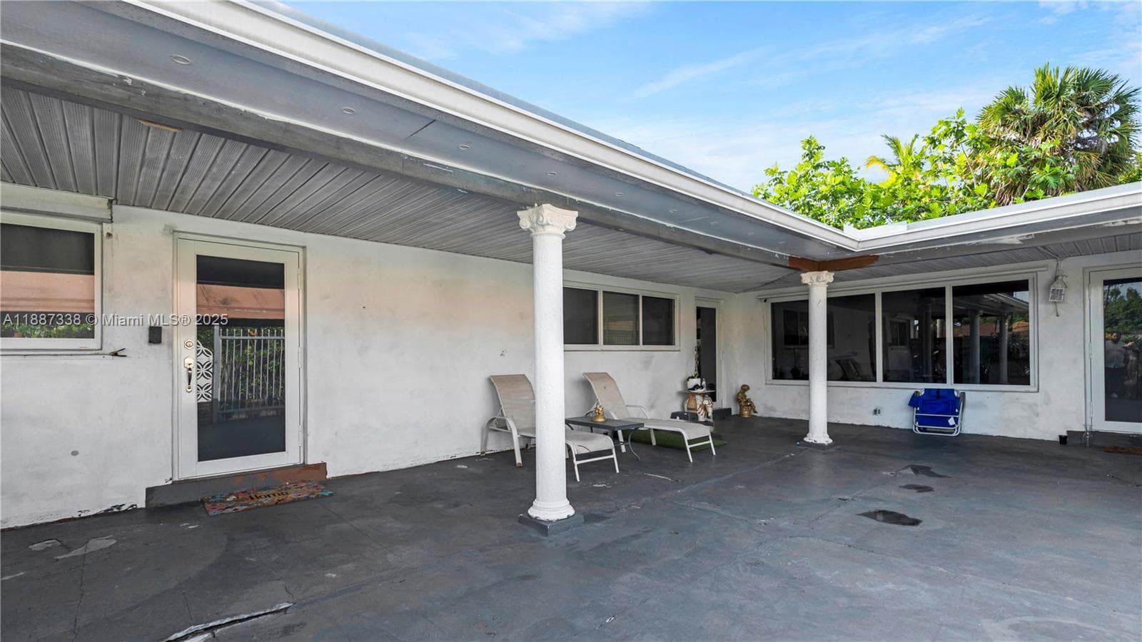 3145 Hollywood Blvd photo 7