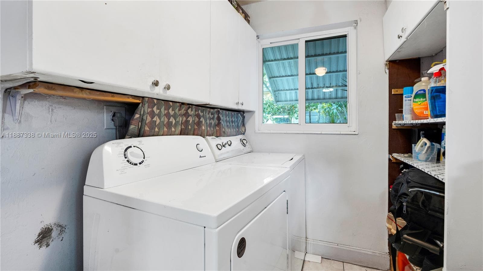 3145 Hollywood Blvd photo 32