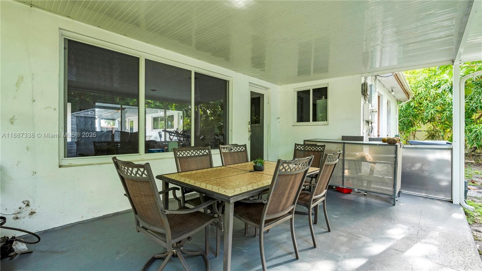 3145 Hollywood Blvd photo 28