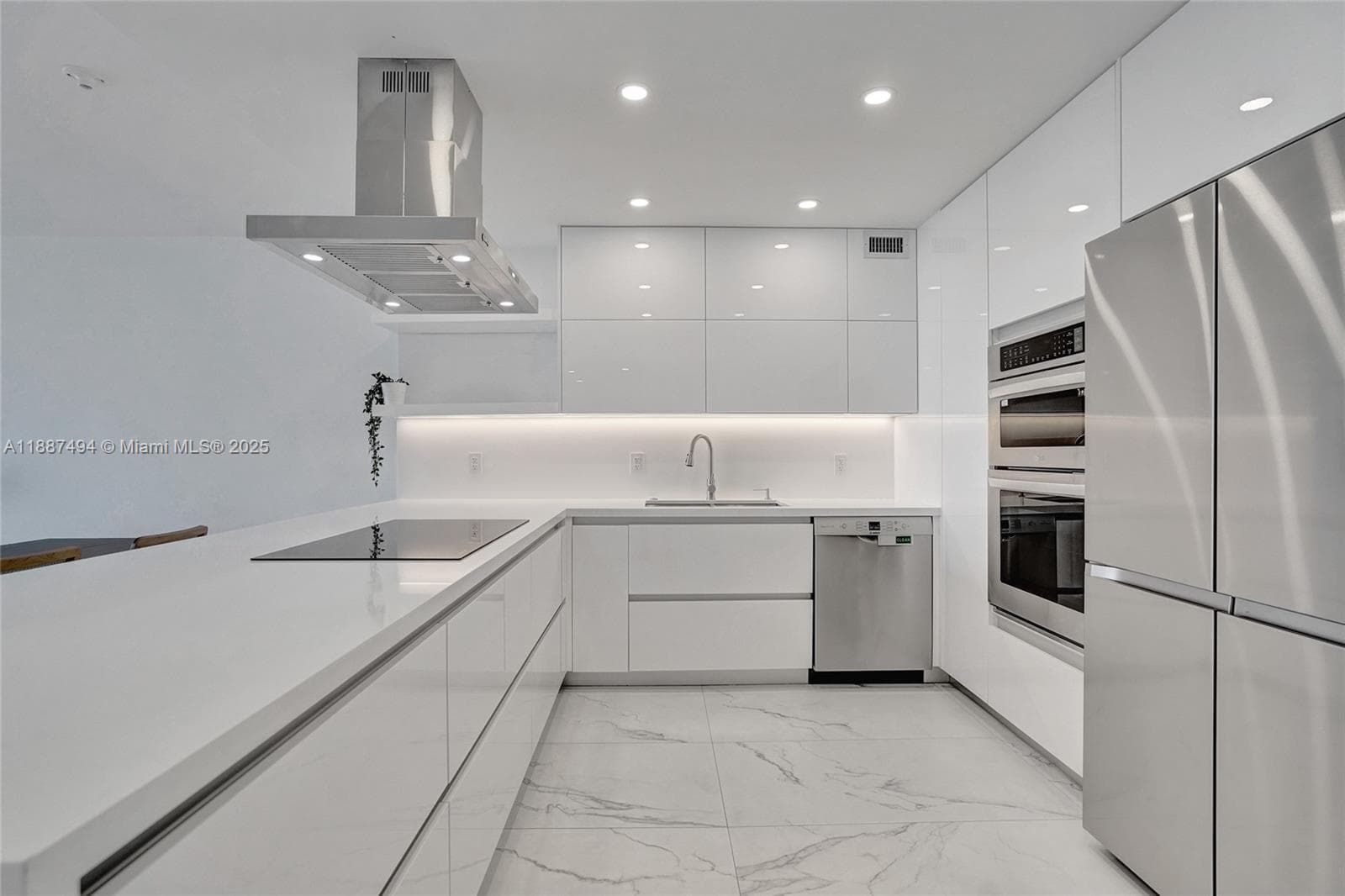 Seacoast 5151 · #12E in Miami Beach - Photo 6