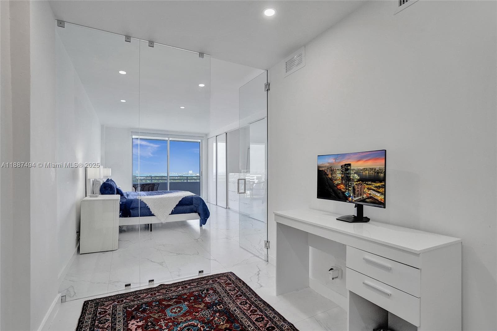 Seacoast 5151 · #12E in Miami Beach - Photo 24