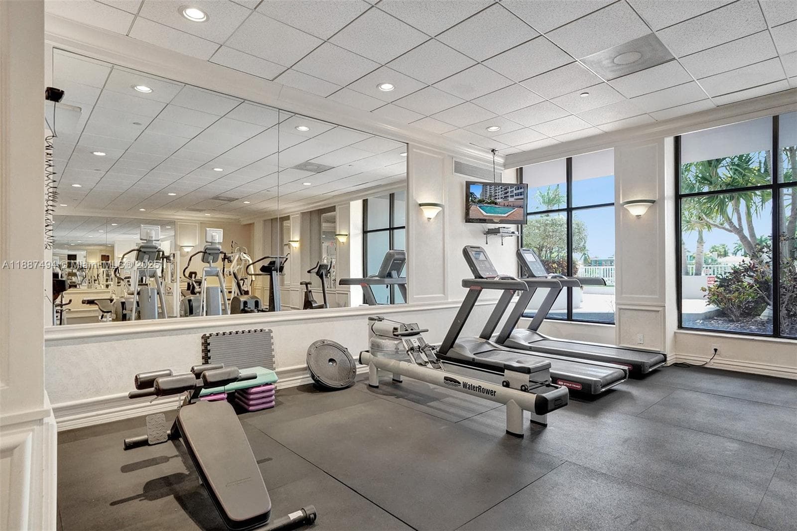 Seacoast 5151 · #12E in Miami Beach - Photo 40