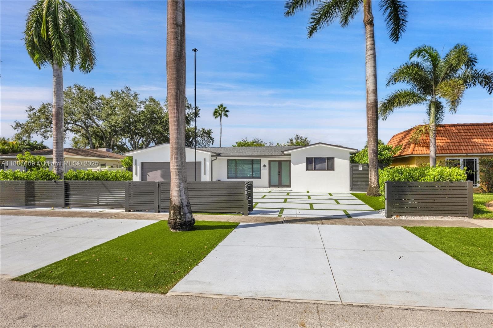 5501 Mckinley St photo 1