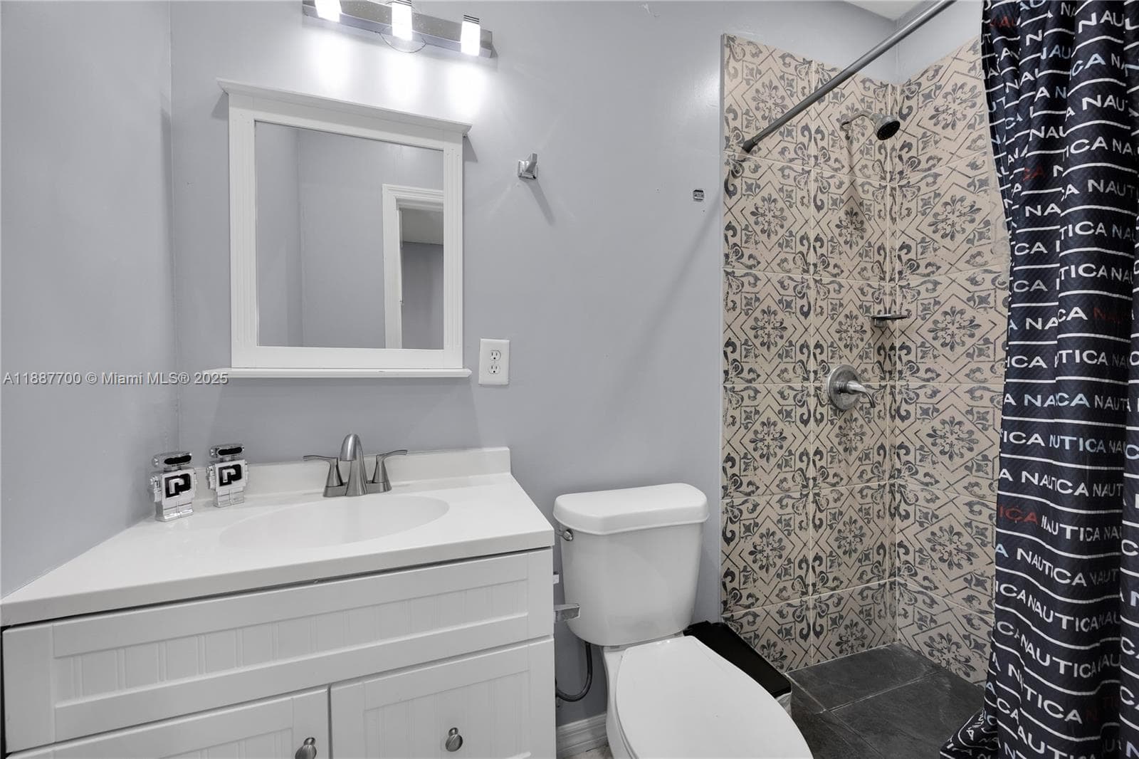 5501 Mckinley St photo 33