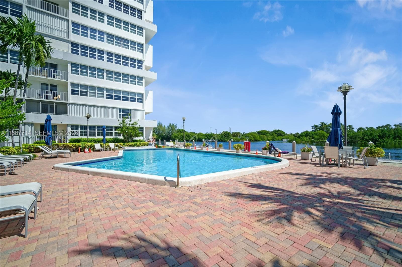 EAST POINT TOWERS CONDO · #1018 in Fort Lauderdale - Photo 21