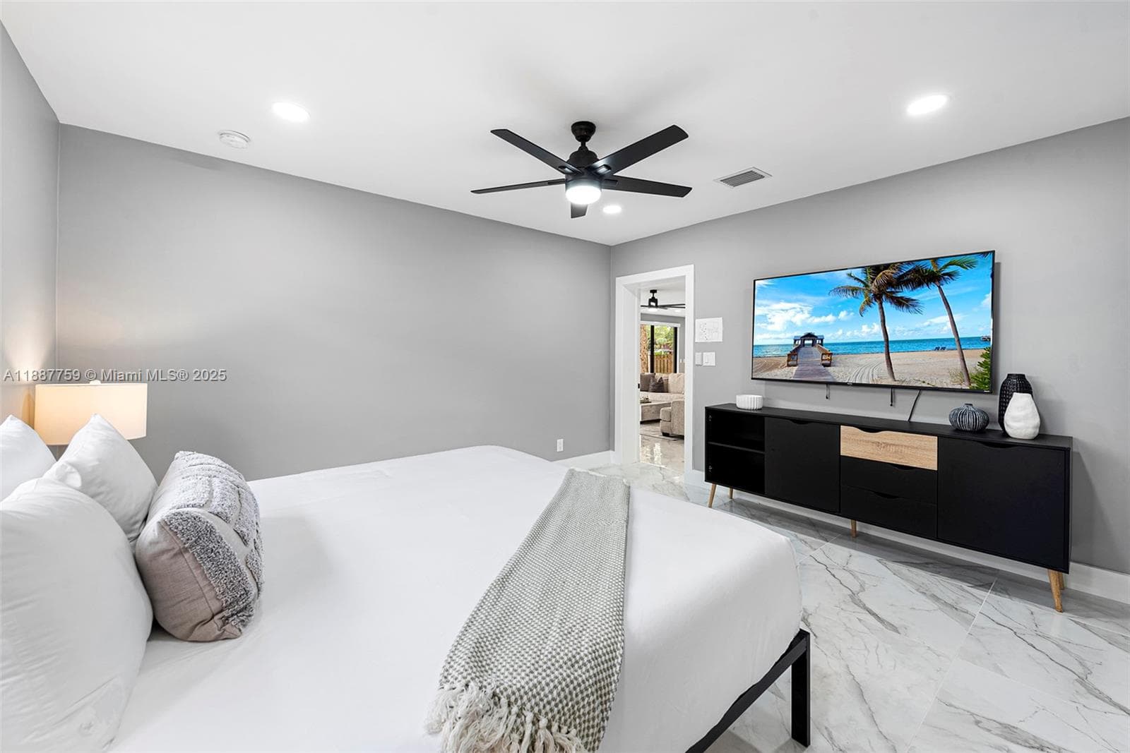1030 SW 14th Ter #0 photo 32
