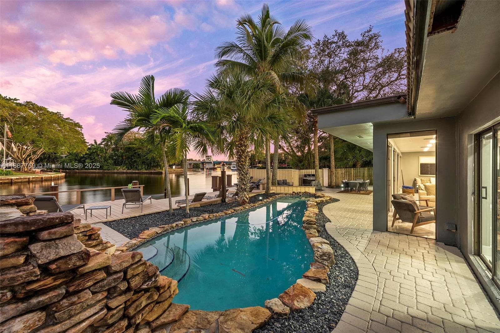 1030 SW 14th Ter #0 photo 20
