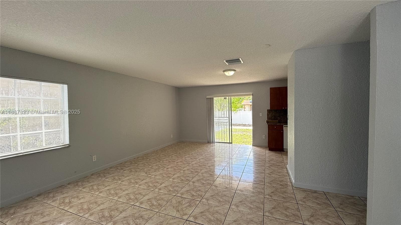 2740 NW 9th St #1 photo 2