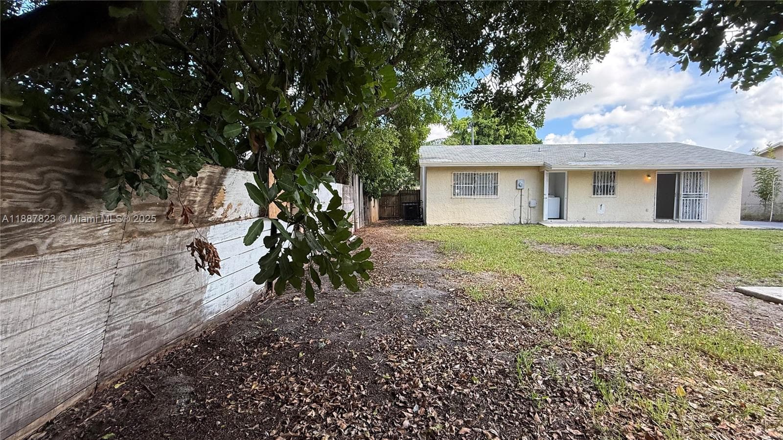 2740 NW 9th St #1 photo 34